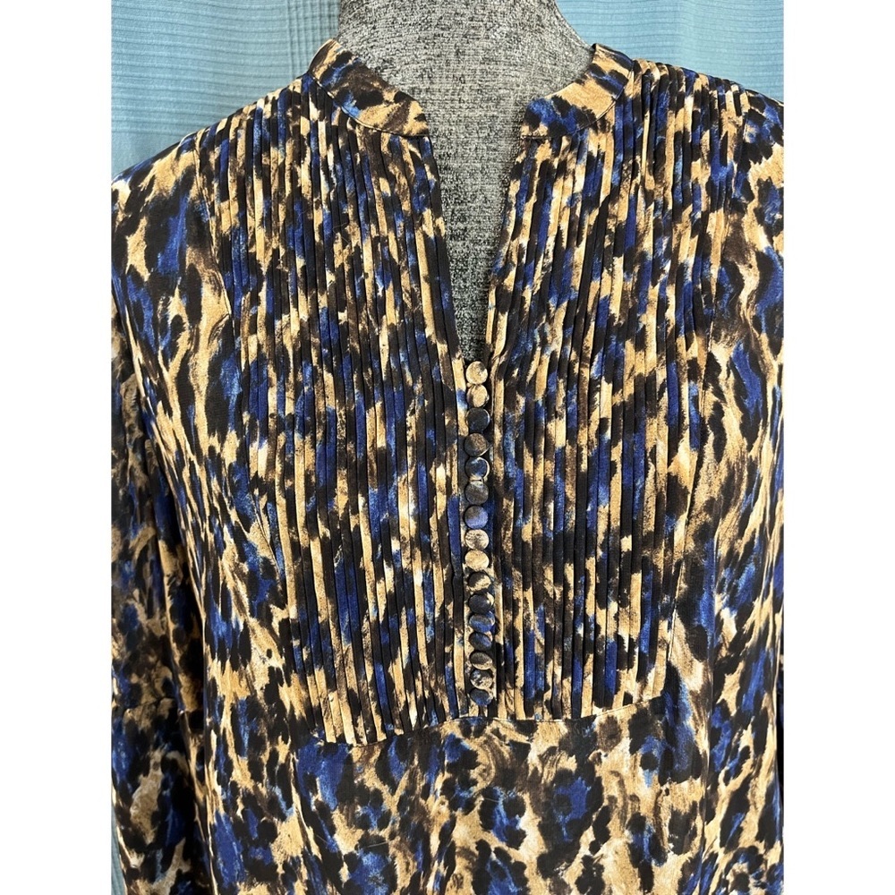 Chicos half button pleated bib tunic